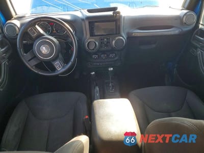 Zdjęcie 8 z 11 samochodu: 2015 JEEP WRANGLER UNLIMITED SPORT VIN:1C4BJWDG2FL635115 - miniatura