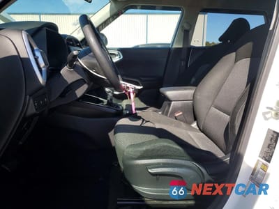 Zdjęcie 7 z 12 samochodu: 2020 KIA SOUL LX VIN:KNDJ23AU4L7120638 - miniatura