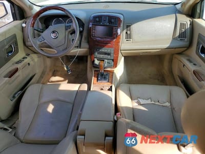 Zdjęcie 8 z 11 samochodu: 2006 CADILLAC SRX VIN:1GYEE63A460128436 - miniatura