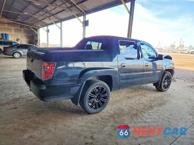 Trzecie zdjęcie samochodu z tyłu: 2013 HONDA RIDGELINE RTS VIN:5FPYK1F4XDB008280 - miniatura