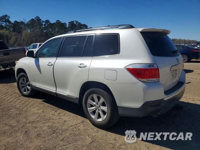 Drugie zdjęcie samochodu z przodu: 2013 TOYOTA HIGHLANDER BASE VIN:5TDZK3EH9DS131884 - miniatura