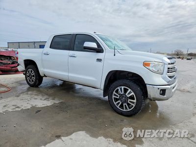 Czwarte zdjęcie samochodu z boku: 2014 TOYOTA TUNDRA 1794 EDITION VIN:5TFAW5F11EX367083 - miniatura