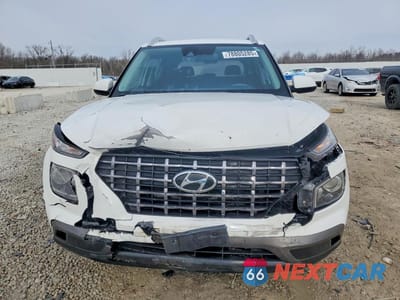 Piąte zdjęcie samochodu w środku: 2020 HYUNDAI VENUE SEL VIN:KMHRC8A35LU014717 - miniatura