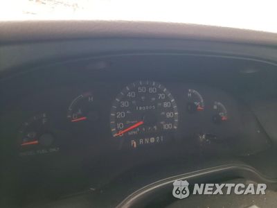 Zdjęcie 9 z 13 samochodu: 2002 FORD ECONOLINE E350 SUPER DUTY CUTAWAY VAN VIN:1FDSE35F22HA82659 - miniatura