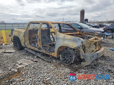 Czwarte zdjęcie samochodu z boku: 2020 CHEVROLET SILVERADO K1500 RST VIN:1GCUYEED4LZ254037 - miniatura