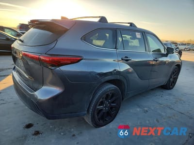 Trzecie zdjęcie samochodu z tyłu: 2023 TOYOTA HIGHLANDER L VIN:5TDKDRAH9PS046469 - miniatura