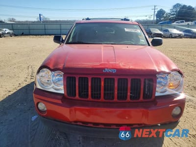Piąte zdjęcie samochodu w środku: 2005 JEEP GRAND CHEROKEE LAREDO VIN:1J4GS48K35C585047 - miniatura