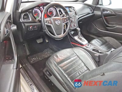 Zdjęcie 8 z 12 samochodu: 2018 BUICK CASCADA CONVERTIBLE PREMIUM VIN:W04WH3N56JG029675 - miniatura