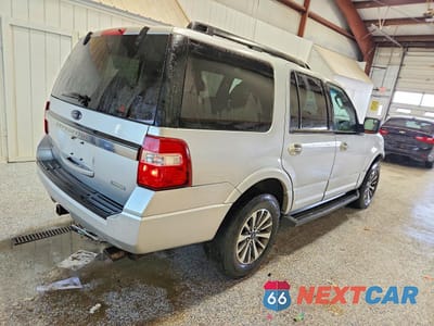 Trzecie zdjęcie samochodu z tyłu: 2017 FORD EXPEDITION XLT VIN:1FMJU1JT4HEA22374 - miniatura