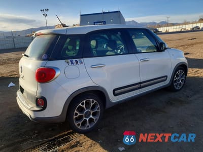 Trzecie zdjęcie samochodu z tyłu: 2014 FIAT 500L TREKKING VIN:ZFBCFADH1EZ010835 - miniatura