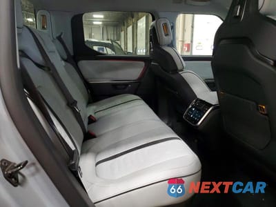 Zdjęcie 10 z 11 samochodu: 2025 RIVIAN R1T ADVENTURE VIN:7FCTGBAAXSN040324 - miniatura