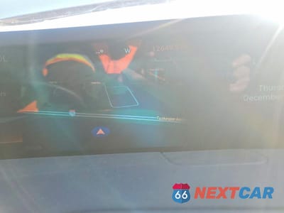 Zdjęcie 9 z 12 samochodu: 2025 LINCOLN NAUTILUS PREMIERE VIN:5LMPJ8J44SJ934289 - miniatura