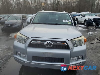 Piąte zdjęcie samochodu w środku: 2011 TOYOTA 4RUNNER SR5 VIN:JTEBU5JR7B5043663 - miniatura
