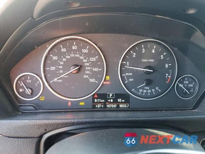 Zdjęcie 9 z 12 samochodu: 2016 BMW 320 XI VIN:WBA8A3C50GK690322 - miniatura