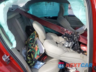 Zdjęcie 10 z 12 samochodu: 2019 VOLVO S60 T5 MOMENTUM VIN:7JR102FK7KG002347 - miniatura