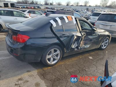 Trzecie zdjęcie samochodu z tyłu: 2014 BMW 328 I VIN:WBA3A5G57ENP29239 - miniatura