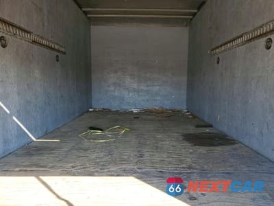 Zdjęcie 10 z 13 samochodu: 2006 ISUZU NPR BOX TRUCK VIN:JALC4B16X67005124 - miniatura