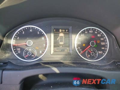 Zdjęcie 9 z 12 samochodu: 2010 VOLKSWAGEN TIGUAN SE VIN:WVGBV7AX6AW508188 - miniatura
