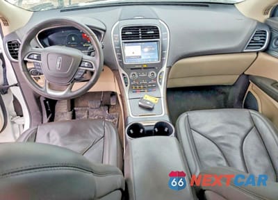 Zdjęcie 8 z 14 samochodu: 2020 LINCOLN NAUTILUS RESERVE VIN:2LMPJ6K91LBL35314 - miniatura