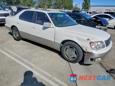 Czwarte zdjęcie samochodu z boku: 1998 LEXUS LS 400 VIN:JT8BH28F8W0119508 - miniatura