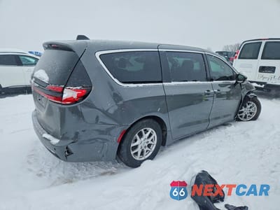 Trzecie zdjęcie samochodu z tyłu: 2025 CHRYSLER PACIFICA SELECT VIN:2C4RC1BG5SR510271 - miniatura