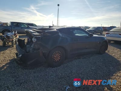 Trzecie zdjęcie samochodu z tyłu: 2019 CHEVROLET CAMARO LS VIN:1G1FB1RS5K0105353 - miniatura