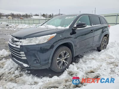 2019 TOYOTA HIGHLANDER LE 5TDBZRFHXKS974987 - główne zdjęcie licytacji z USA - miniatura