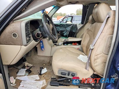 Zdjęcie 7 z 12 samochodu: 2002 GMC YUKON XL VIN:1GKFK16Z72J151502 - miniatura