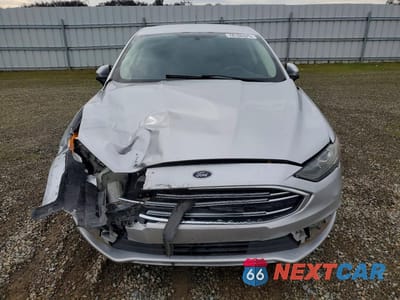Piąte zdjęcie samochodu w środku: 2017 FORD FUSION SE VIN:3FA6P0H7XHR159679 - miniatura