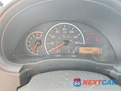 Zdjęcie 9 z 12 samochodu: 2017 NISSAN VERSA S VIN:3N1CN7AP8HL879025 - miniatura