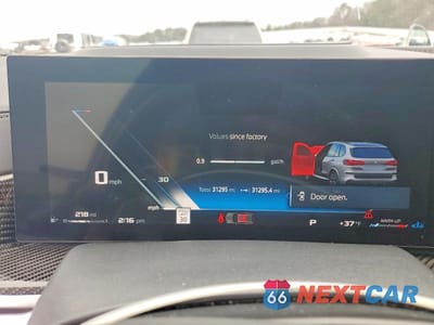 Zdjęcie 9 z 12 samochodu: 2024 BMW X5 M60I VIN:5UX33EU03R9V13388 - miniatura