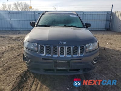 Piąte zdjęcie samochodu w środku: 2017 JEEP COMPASS SPORT VIN:1C4NJDAB7HD197411 - miniatura