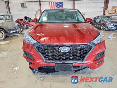 Piąte zdjęcie samochodu w środku: 2019 HYUNDAI TUCSON SE VIN:KM8J2CA40KU895420 - miniatura