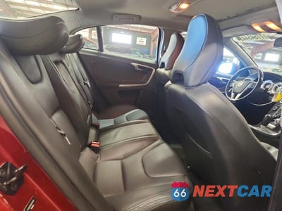 Zdjęcie 10 z 11 samochodu: 2012 VOLVO S60 T5 VIN:YV1622FS9C2045482 - miniatura