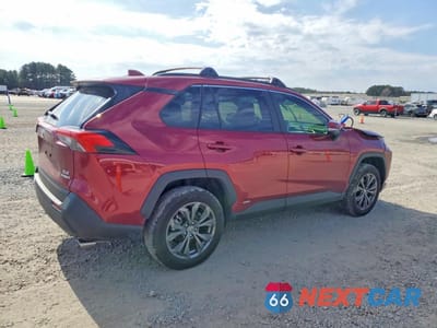 Trzecie zdjęcie samochodu z tyłu: 2024 TOYOTA RAV4 VIN:JTMB6RFV0RD136889 - miniatura