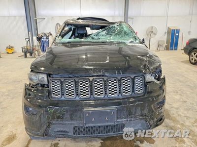 Piąte zdjęcie samochodu w środku: 2018 JEEP GRAND CHEROKEE LAREDO VIN:1C4RJFAG9JC286613 - miniatura