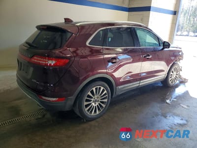 Trzecie zdjęcie samochodu z tyłu: 2017 LINCOLN MKC RESERVE VIN:5LMCJ3D99HUL54620 - miniatura