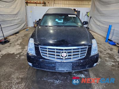 Piąte zdjęcie samochodu w środku: 2008 CADILLAC COMMERCIAL CHASSIS VIN:1GEEH00Y88U500777 - miniatura