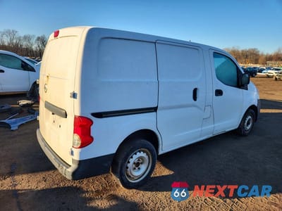 Trzecie zdjęcie samochodu z tyłu: 2015 NISSAN NV200 UTILITY / SERVICE VAN VIN:3N6CM0KN4FK699481 - miniatura