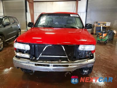 Piąte zdjęcie samochodu w środku: 2000 CHEVROLET SILVERADO K1500 VIN:1GCEK14V1YZ316588 - miniatura