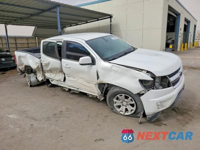 Czwarte zdjęcie samochodu z boku: 2018 CHEVROLET COLORADO LT VIN:1GCGSCEN1J1179451 - miniatura