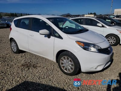 Czwarte zdjęcie samochodu z boku: 2016 NISS VERSA NOTE SV VIN:3N1CE2CP4GL402610 - miniatura