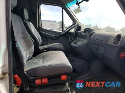 Zdjęcie 11 z 13 samochodu: 2006 DODGE SPRINTER 2500 DELIVERY VAN VIN:WD0PD644265965612 - miniatura