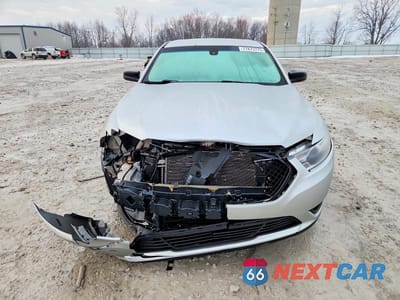 Piąte zdjęcie samochodu w środku: 2015 FORD TAURUS SE VIN:1FAHP2D85FG154025 - miniatura