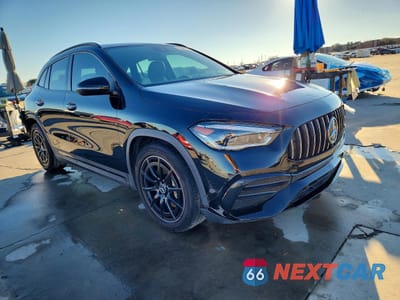 Czwarte zdjęcie samochodu z boku: 2023 MERCEDES-BENZ GLA 35 AMG VIN:W1N4N5BB1PJ462773 - miniatura