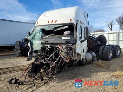 2022 FREIGHTLINER CASCADIA 126 3AKJHHDR5NSNS8060 - główne zdjęcie licytacji z USA - miniatura