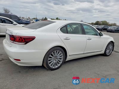 Trzecie zdjęcie samochodu z tyłu: 2015 LEXUS LS 460 BASE VIN:JTHCL5EF2F5024776 - miniatura