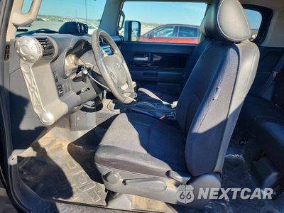 Zdjęcie 7 z 12 samochodu: 2007 TOYOTA FJ CRUISER VIN:JTEBU11F870064363 - miniatura