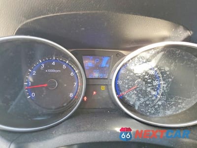 Zdjęcie 9 z 12 samochodu: 2010 HYUNDAI TUCSON GLS VIN:KM8JU3ACXAU072672 - miniatura