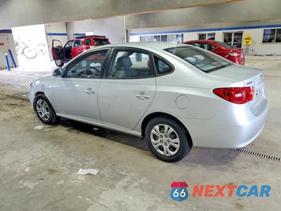 Drugie zdjęcie samochodu z przodu: 2009 HYUNDAI ELANTRA GLS VIN:KMHDU46DX9U723010 - miniatura